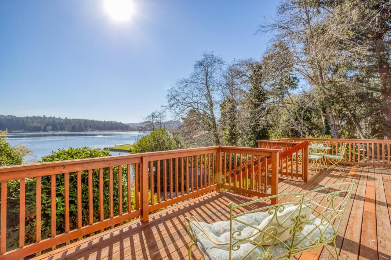 Regatta Park Lake House Lincoln City Exterior photo
